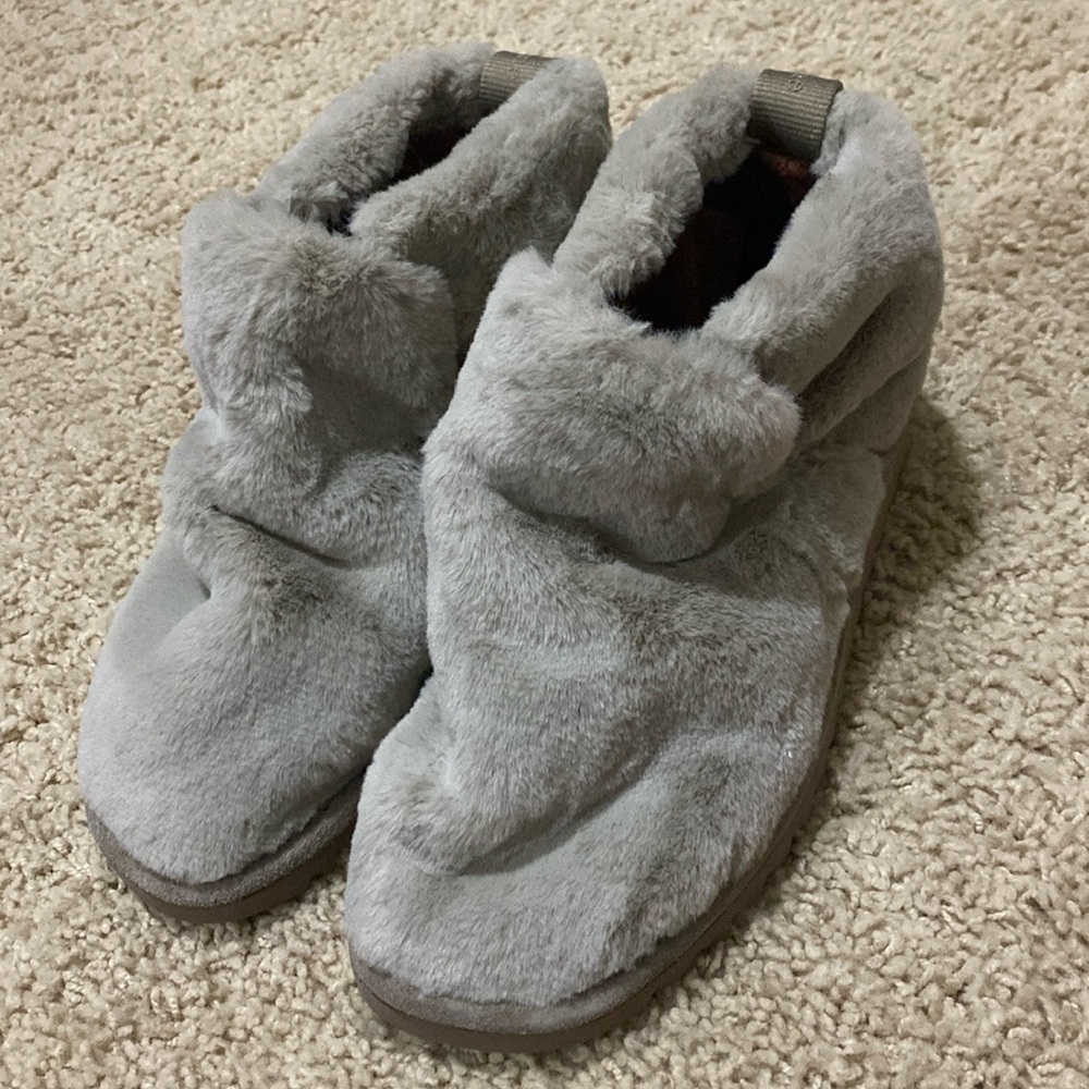 Rag & Bone fur slippers size 35 new without box